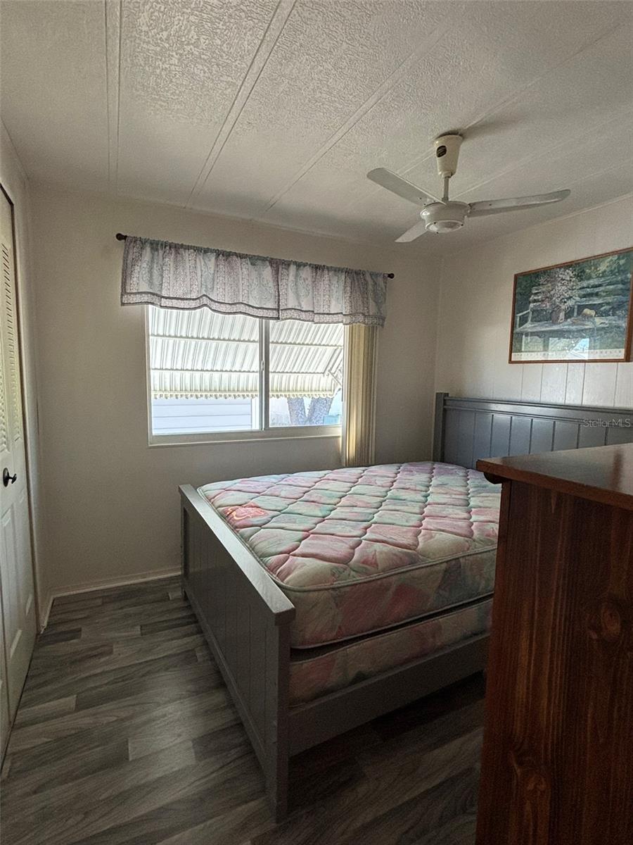 Listing photo id 10 for 21 Frangipani Circle