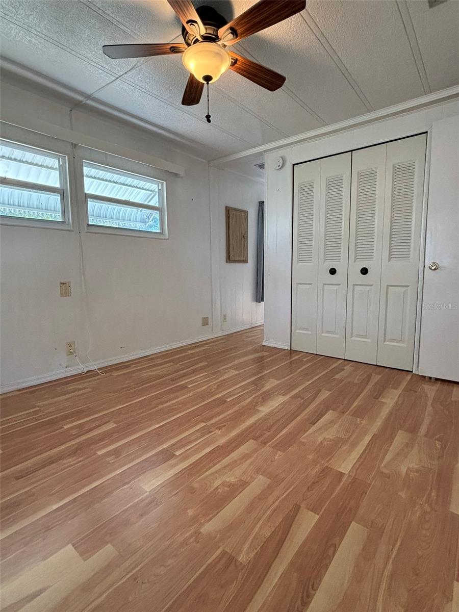 Listing photo id 16 for 21 Frangipani Circle