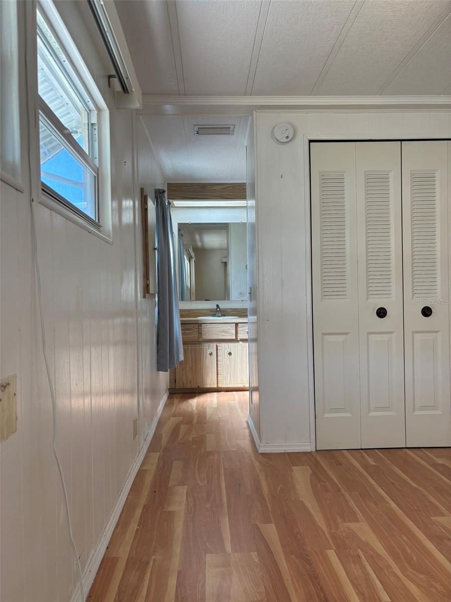 Listing photo id 17 for 21 Frangipani Circle