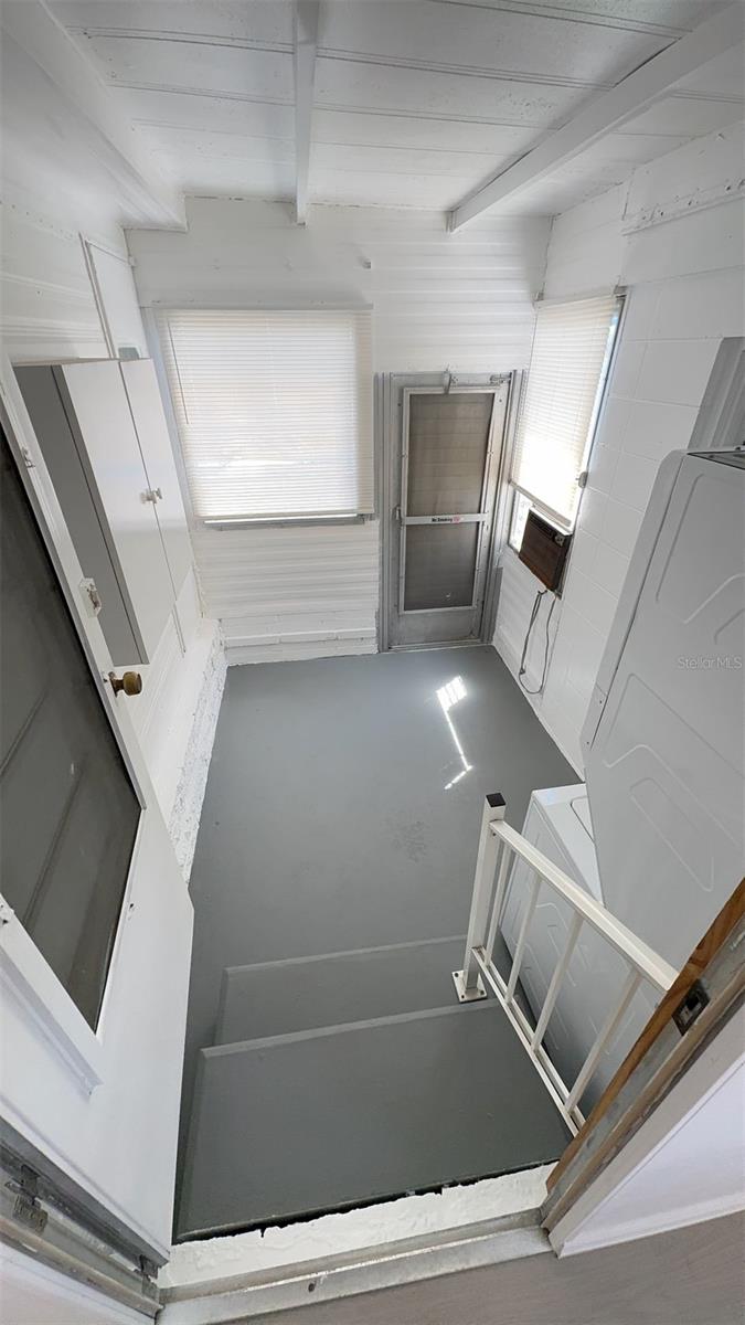 Image 3 of 30 For 4851 Gandy Boulevard B1l14