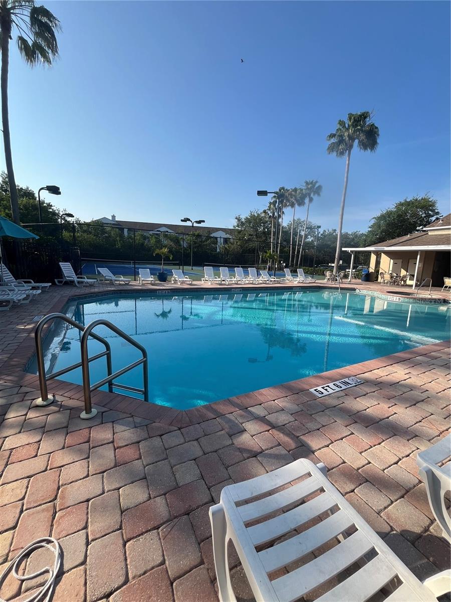 Listing photo id 45 for 540 Somerhill Drive Ne