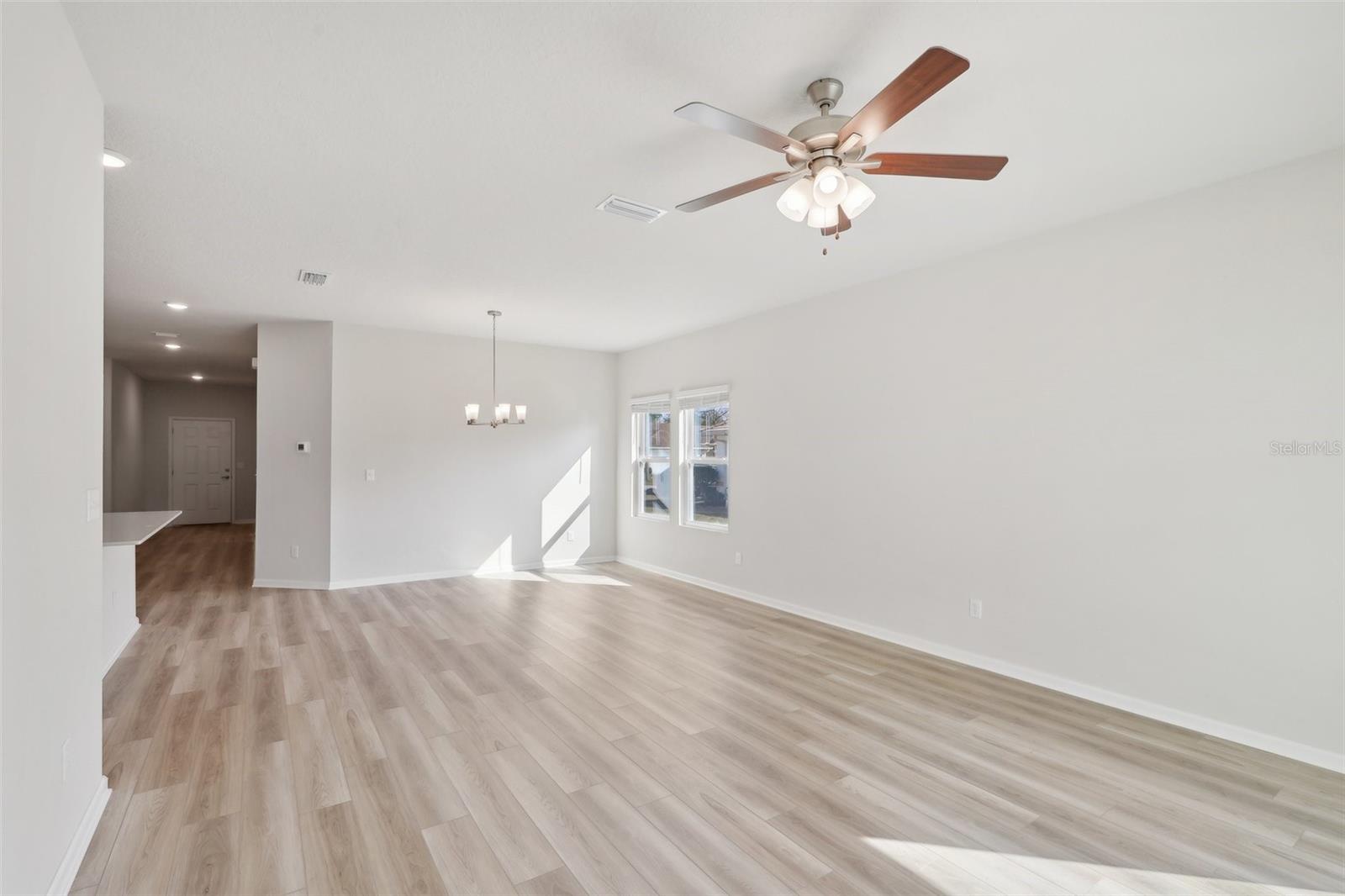 Image 6 of 25 For 186 Pritchard Drive
