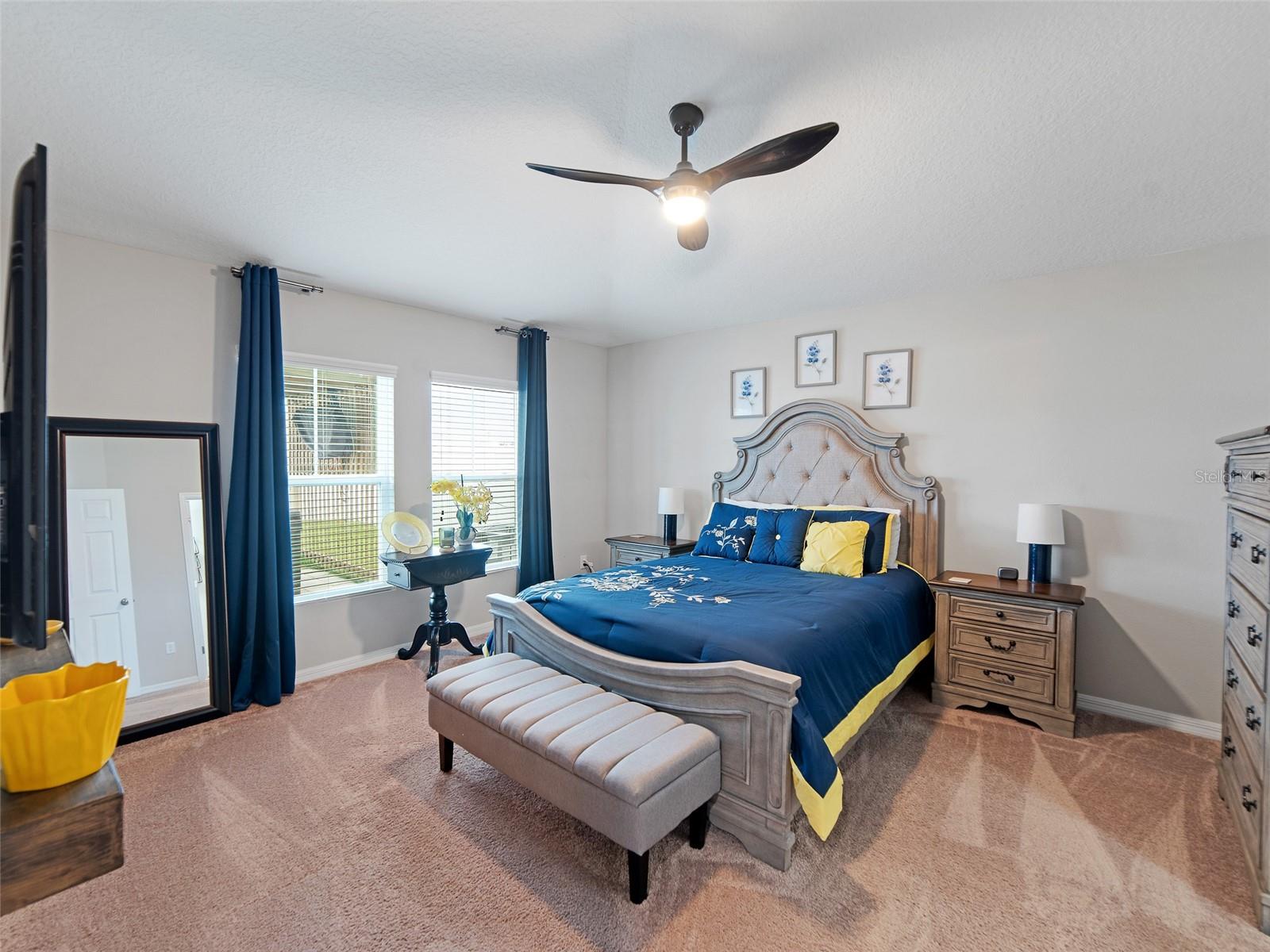 Listing photo id 17 for 12635 Tannencrest Drive