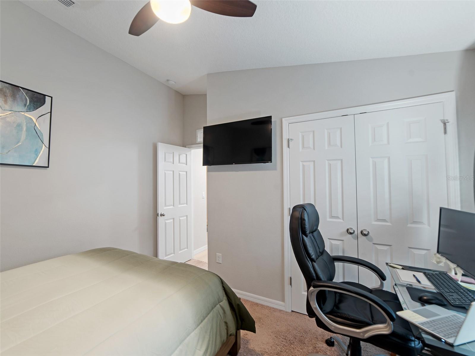 Listing photo id 24 for 12635 Tannencrest Drive