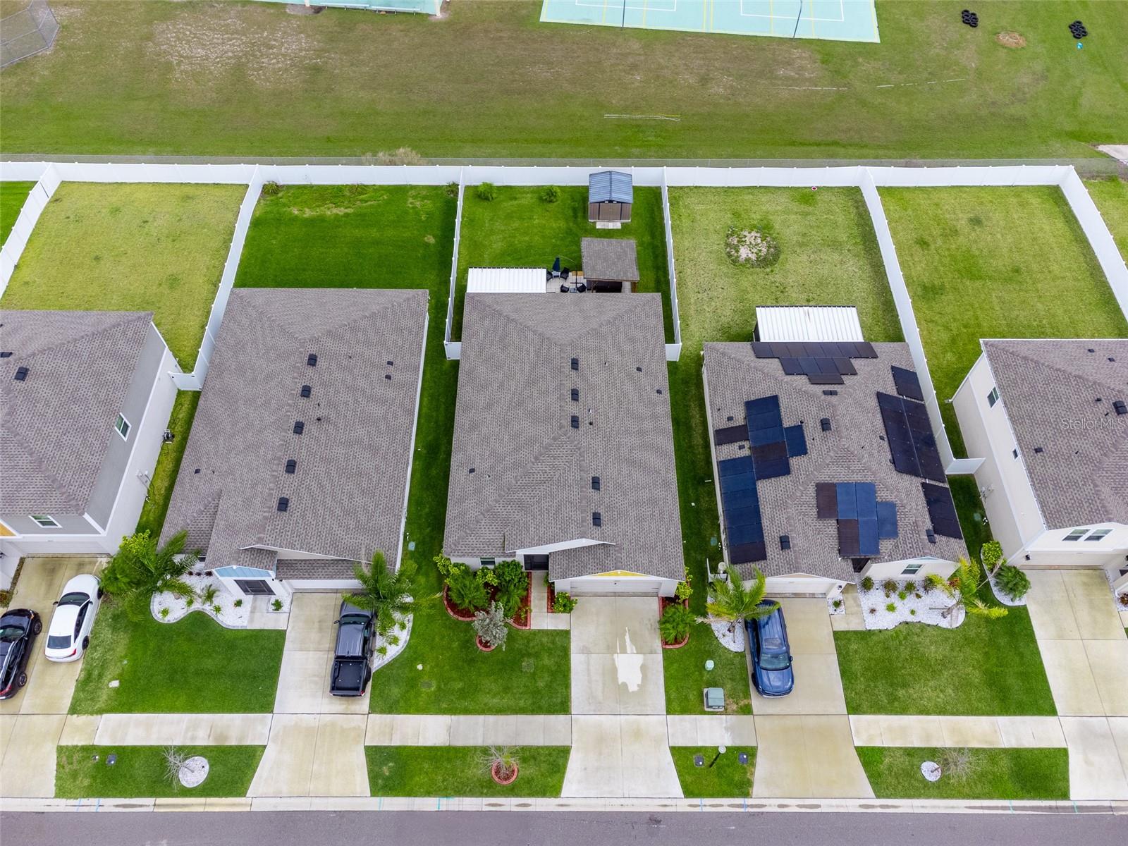 Listing photo id 35 for 12635 Tannencrest Drive