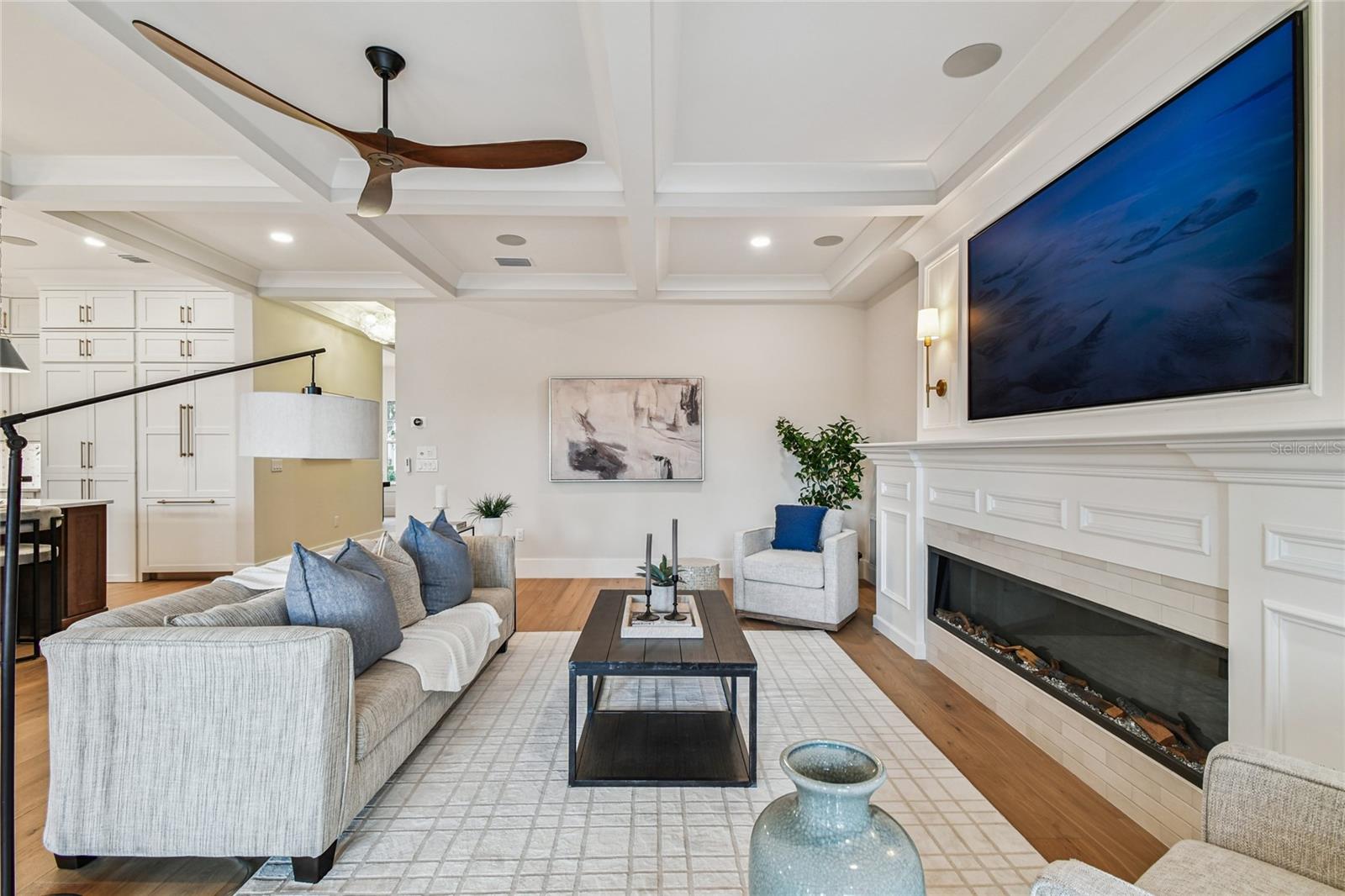 Image 11 of 29 For 211 Renellie Drive