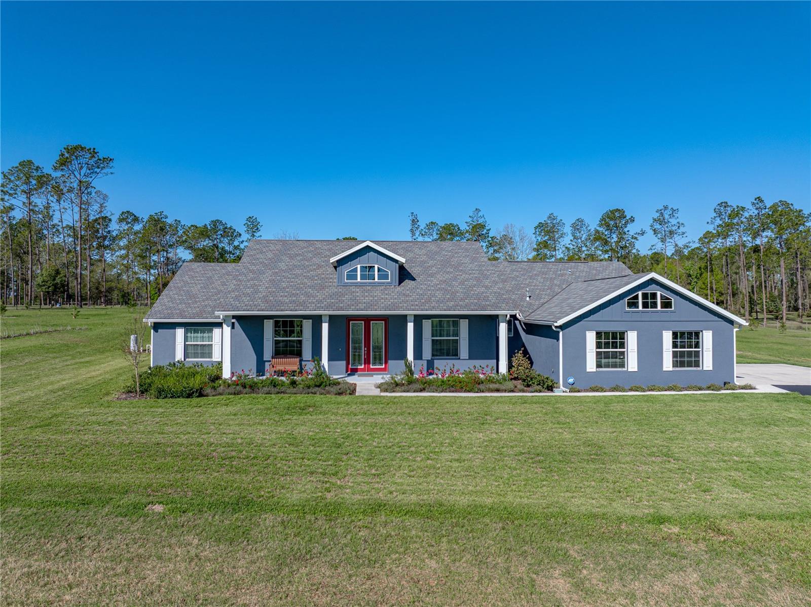 Listing photo id 8 for 17703 Country Squire Lane