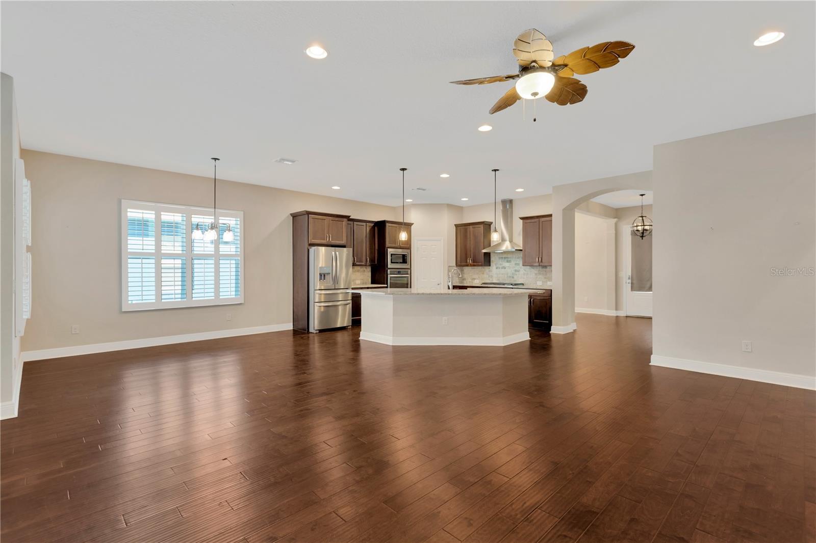 Listing photo id 13 for 4127 Broad Porch Run