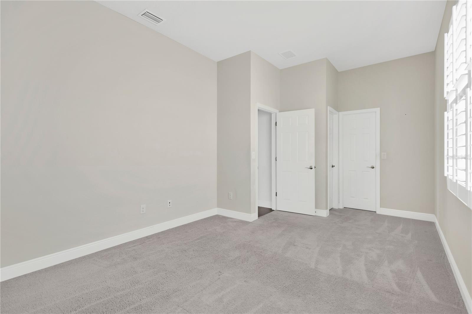 Listing photo id 19 for 4127 Broad Porch Run