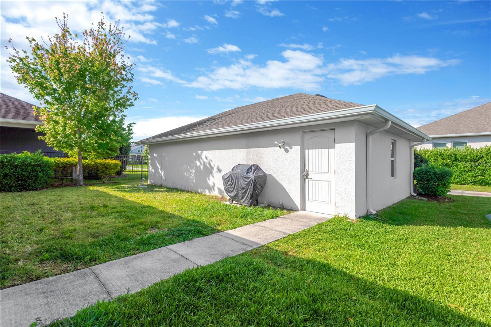 Listing photo id 32 for 4127 Broad Porch Run