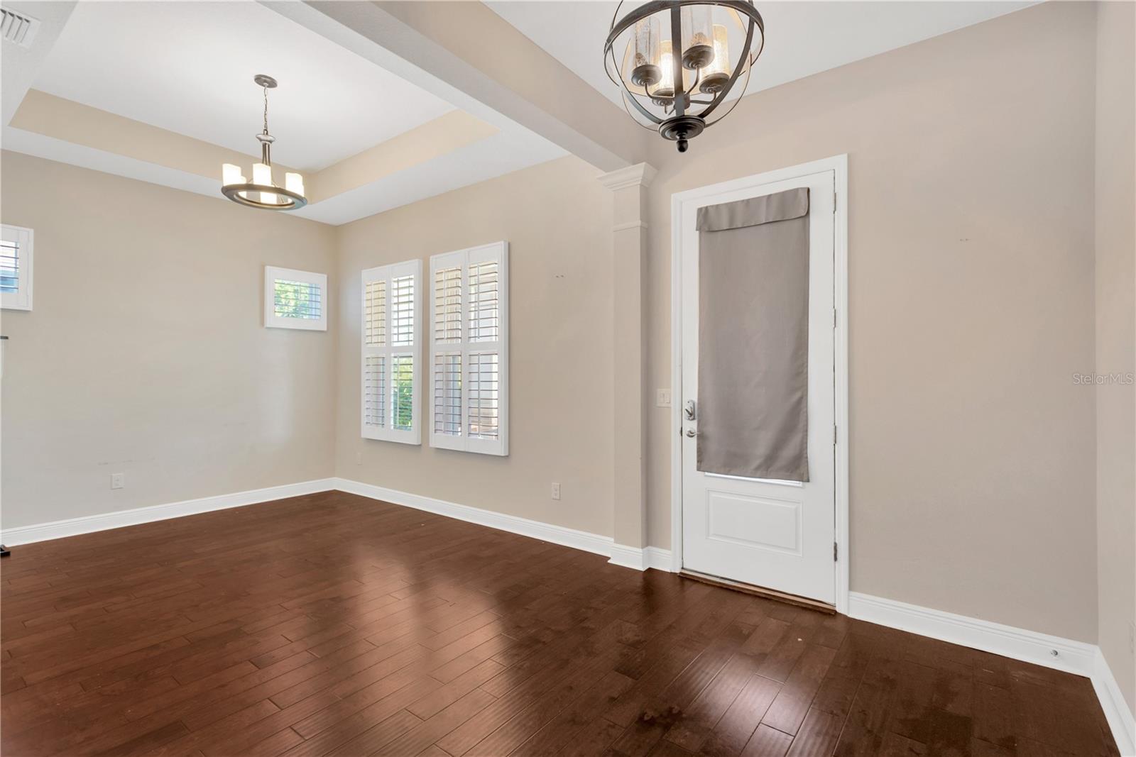 Listing photo id 6 for 4127 Broad Porch Run