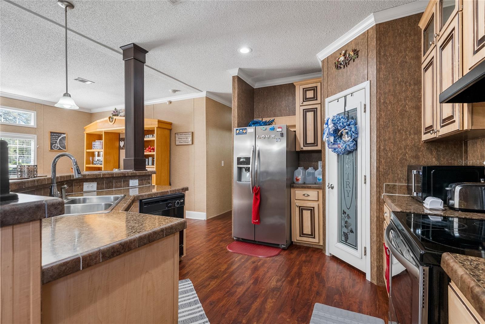 Image 10 of 42 For 6918 49th Place