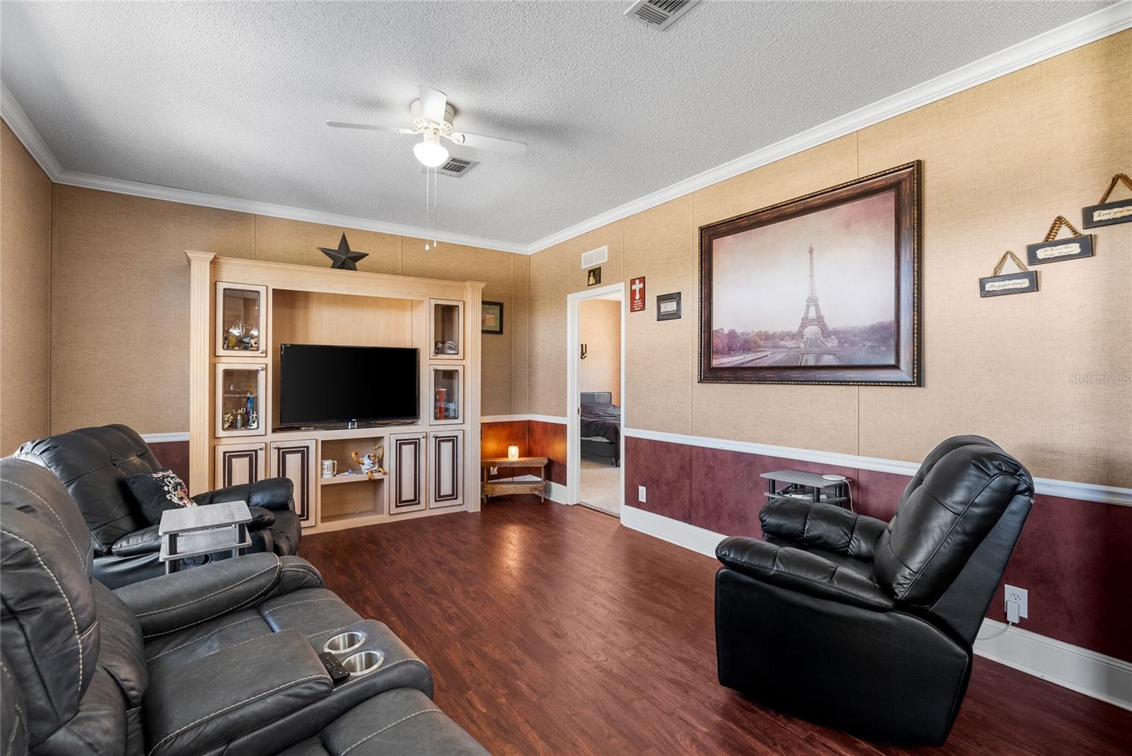 Image 15 of 42 For 6918 49th Place