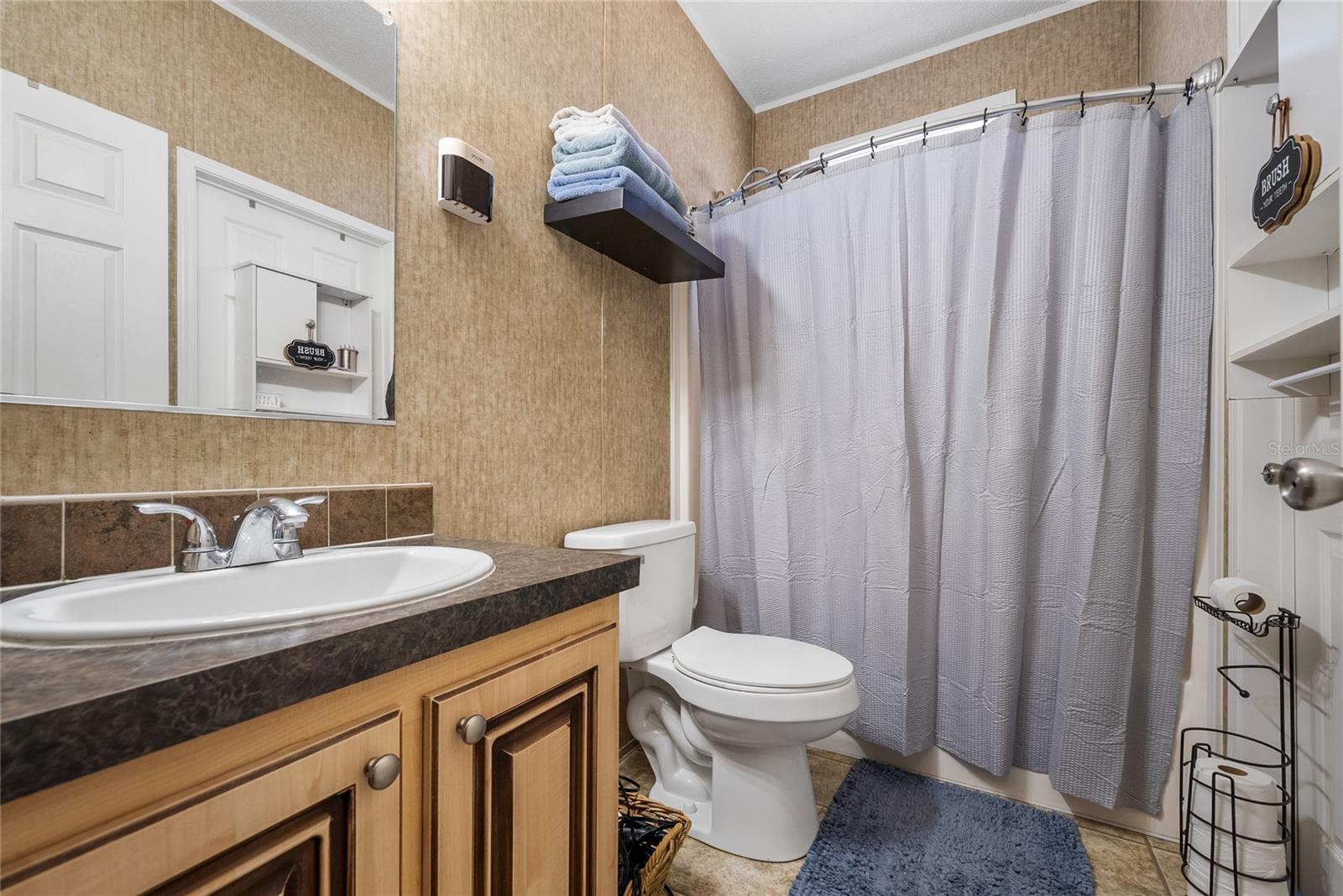 Image 26 of 42 For 6918 49th Place