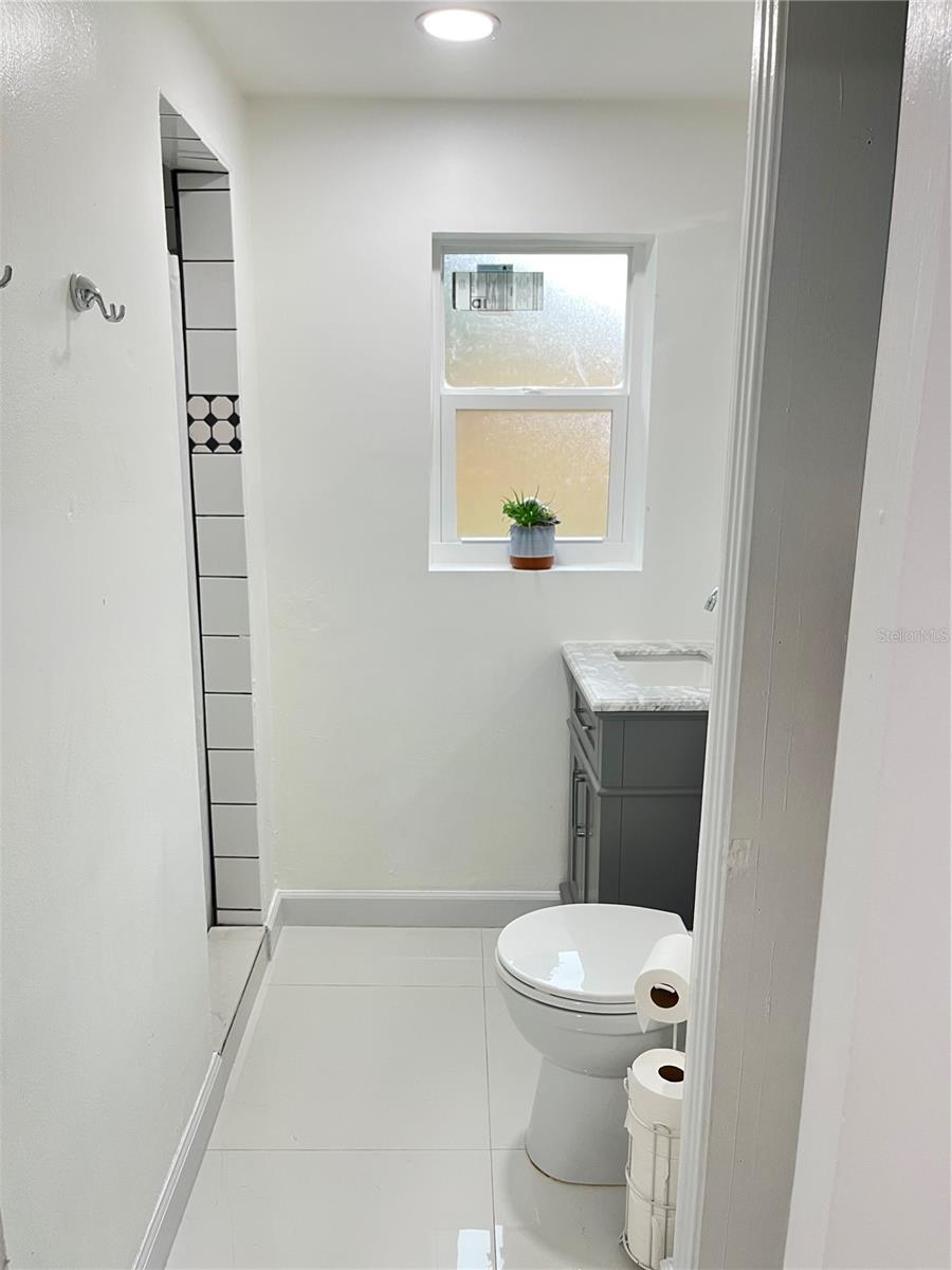 Image 10 of 19 For 1154 7th Street Nw
