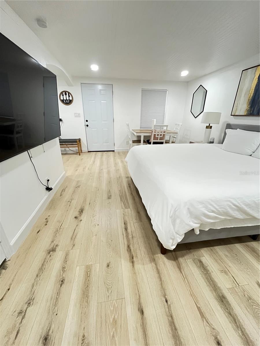 Image 13 of 19 For 1154 7th Street Nw