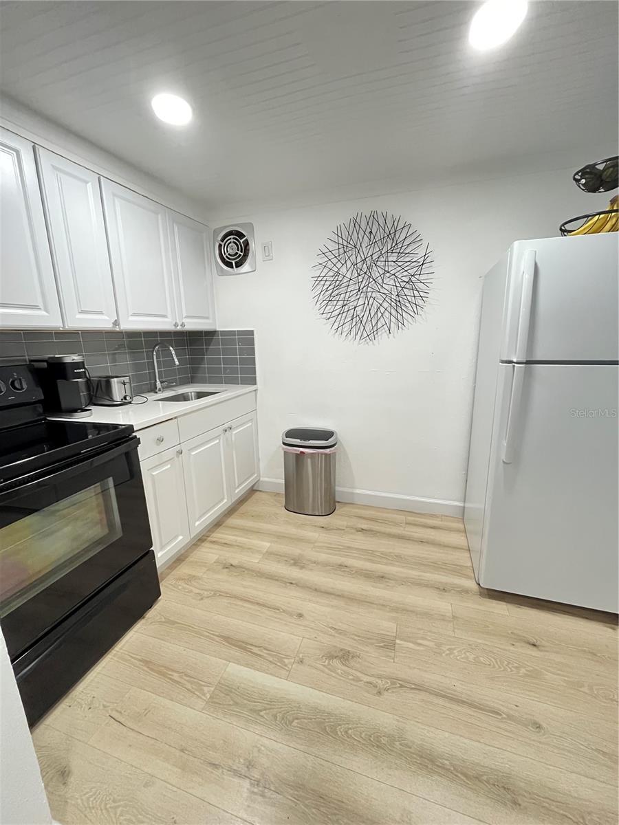 Image 9 of 19 For 1154 7th Street Nw