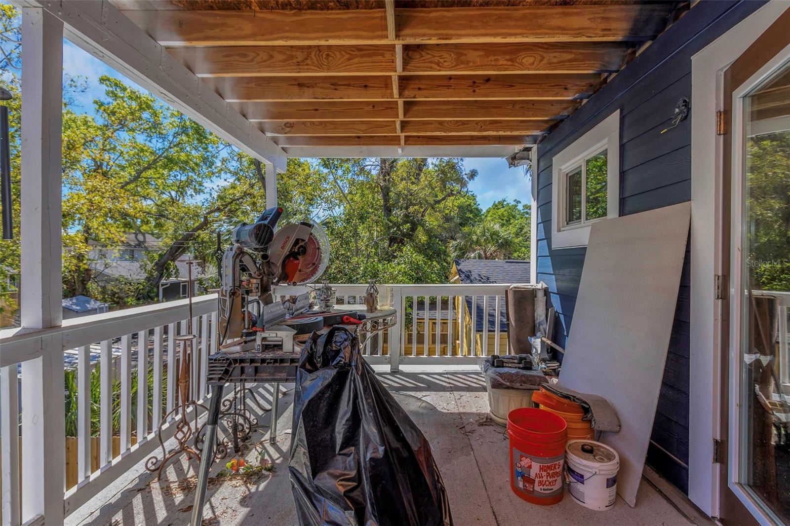 Listing photo id 53 for 2005 Jackson Street N