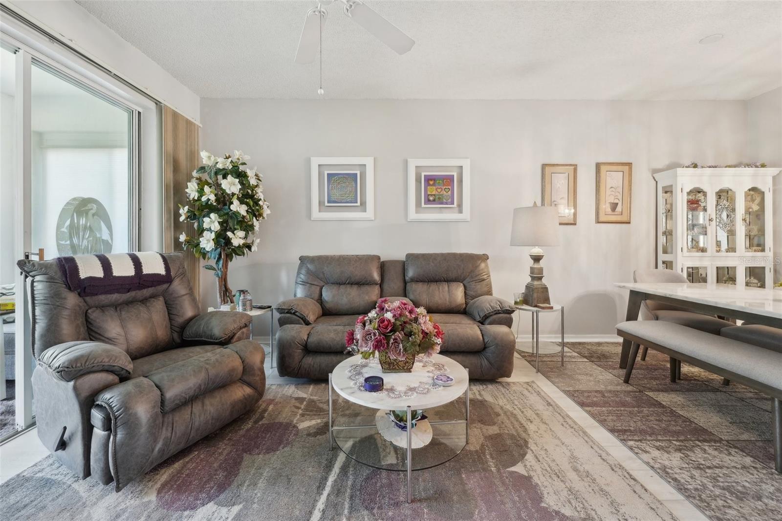 Image 7 of 67 For 767 Tremont Greens Lane 64