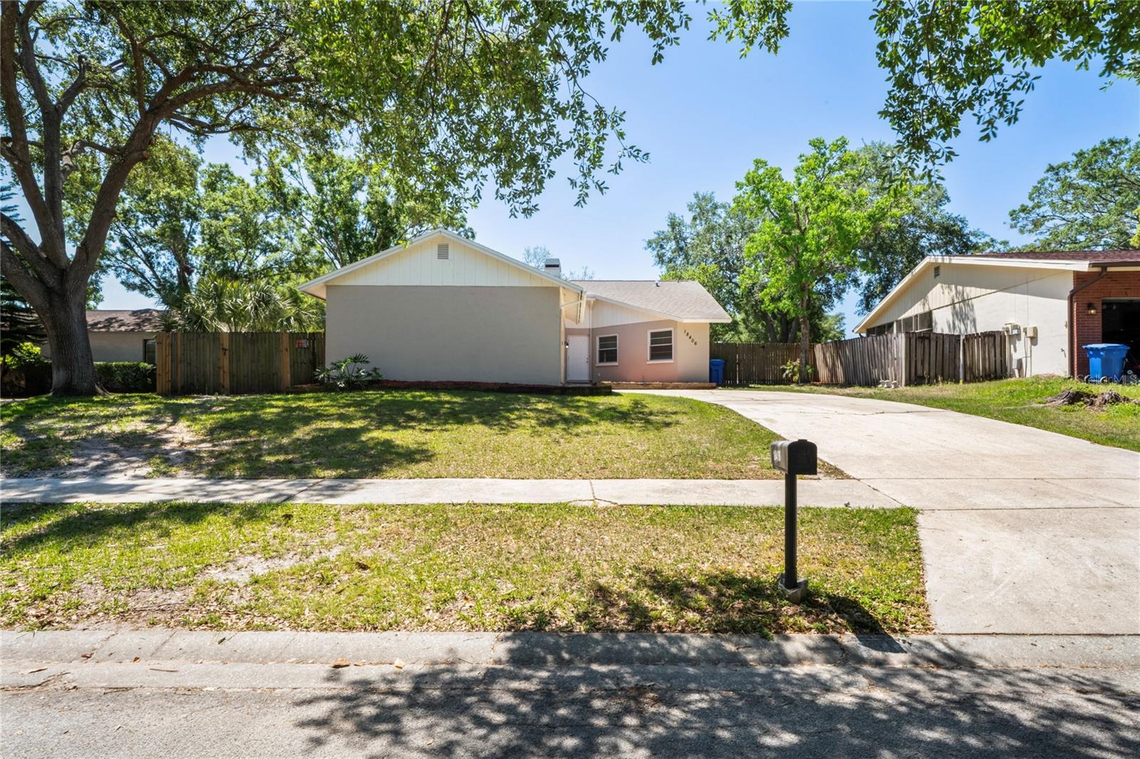 Details for 18406 Sterling Silver Circle, LUTZ, FL 33549