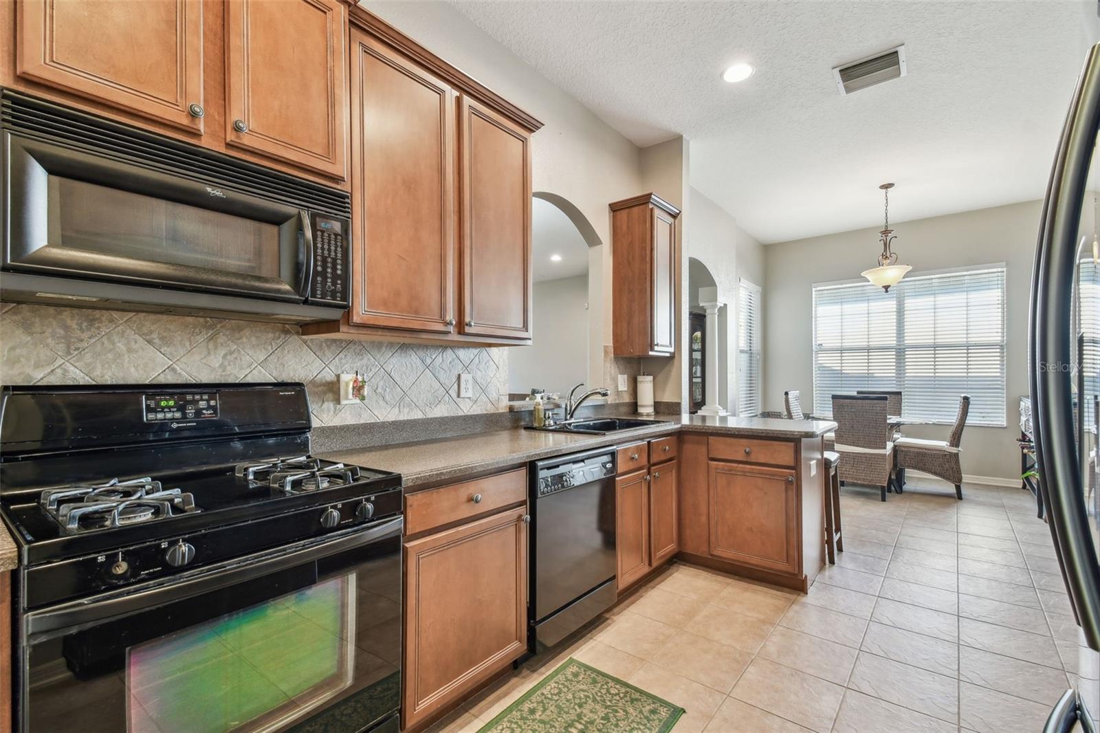 Image 24 of 66 For 31820 Blythewood Way