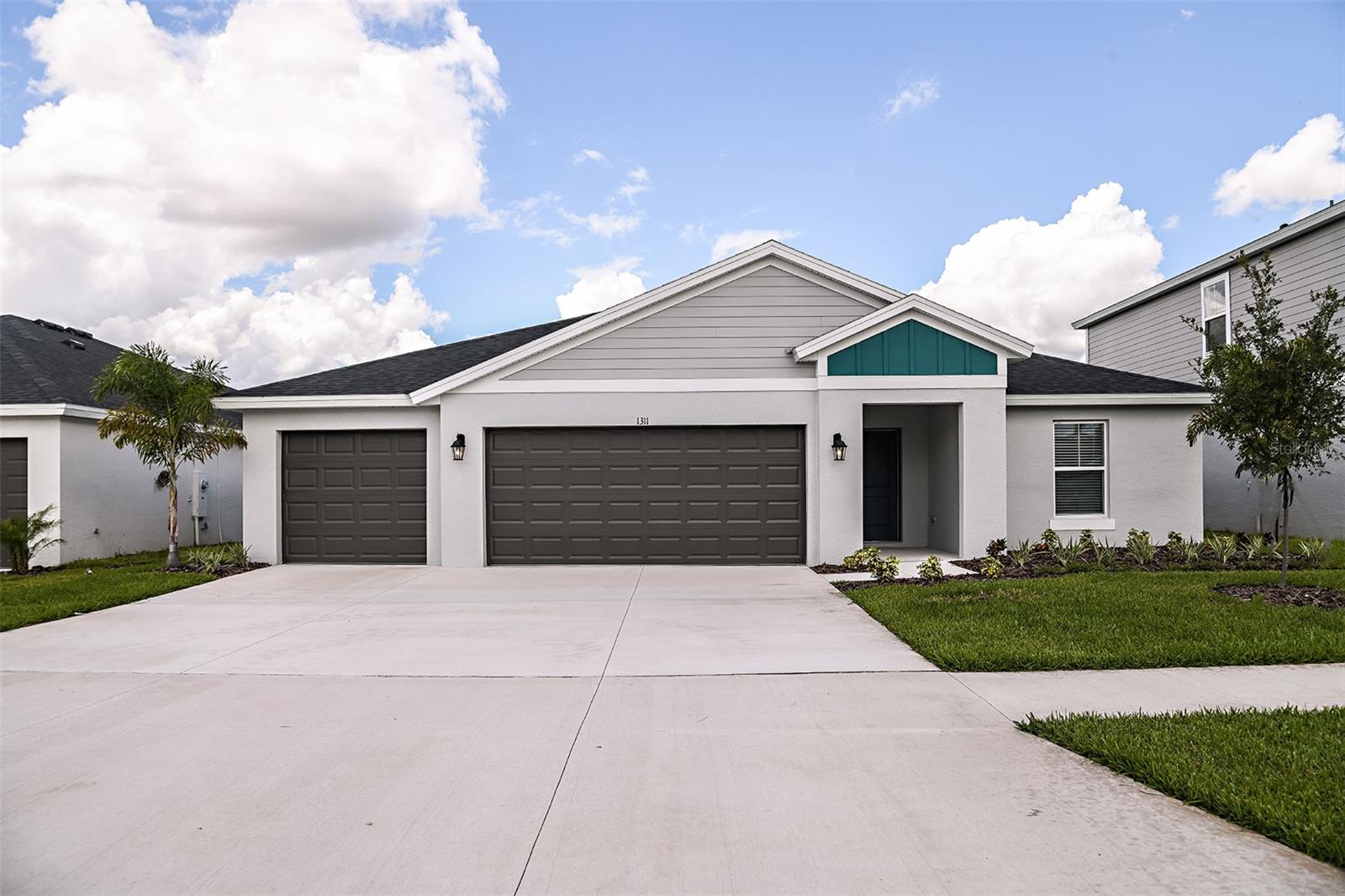 Listing Details for 1094 Brimstone Circle, WINTER HAVEN, FL 33884