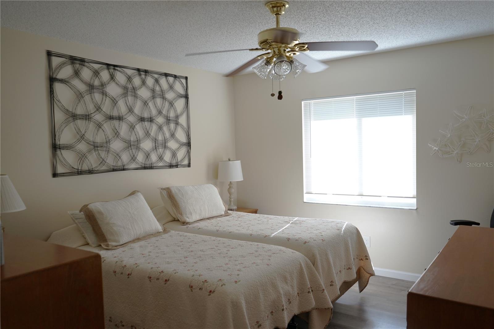 Image 18 of 52 For 2248 Greenwich Drive 64