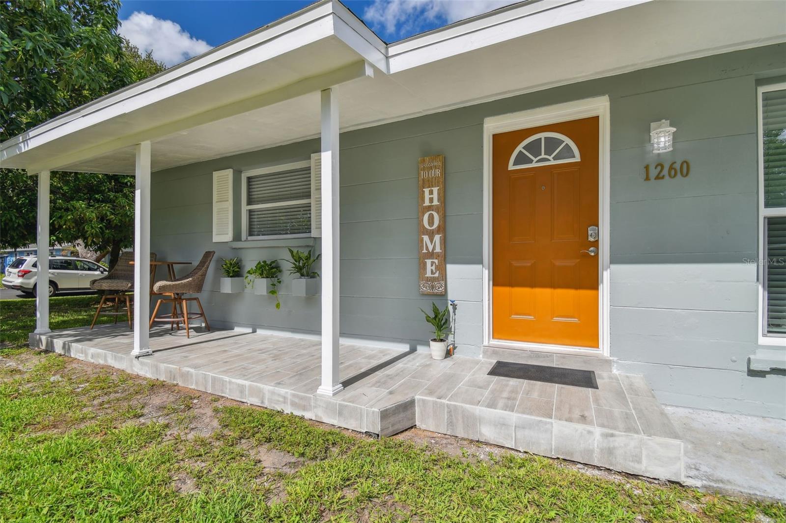 Image 4 of 42 For 1260 Hillcrest Avenue