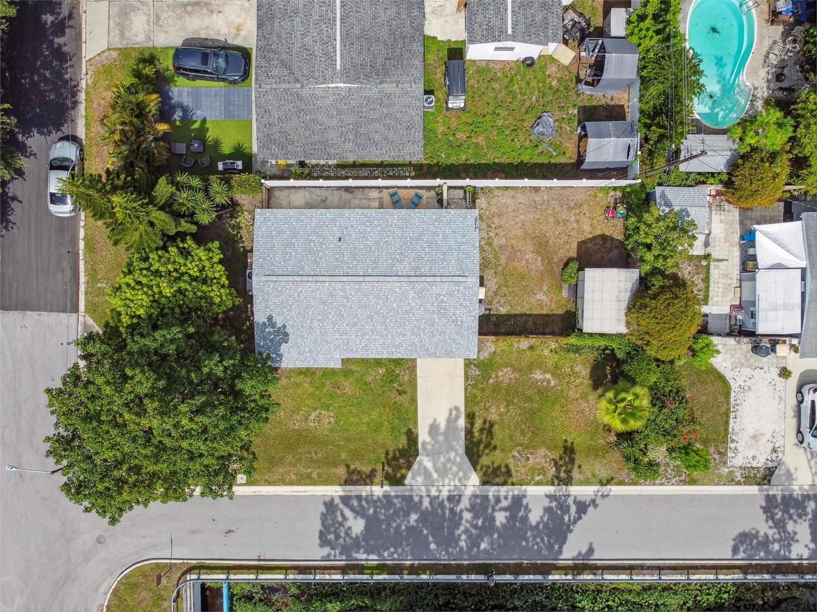 Image 9 of 42 For 1260 Hillcrest Avenue