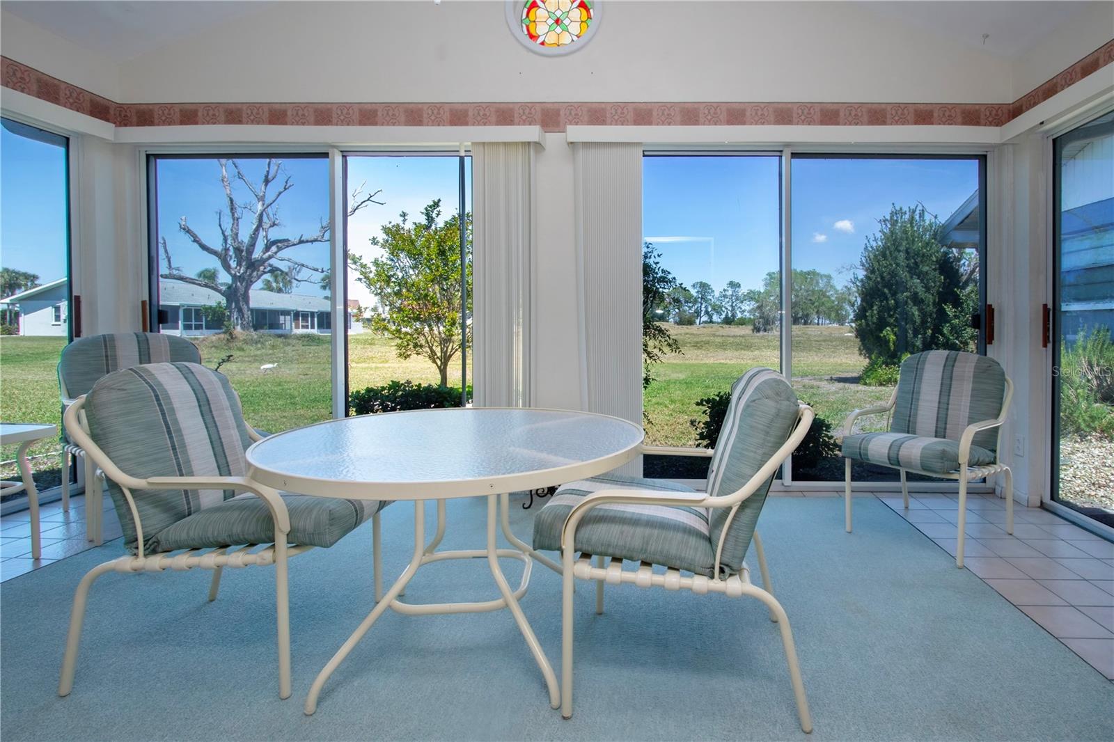 Image 14 of 41 For 322 Club Manor Drive