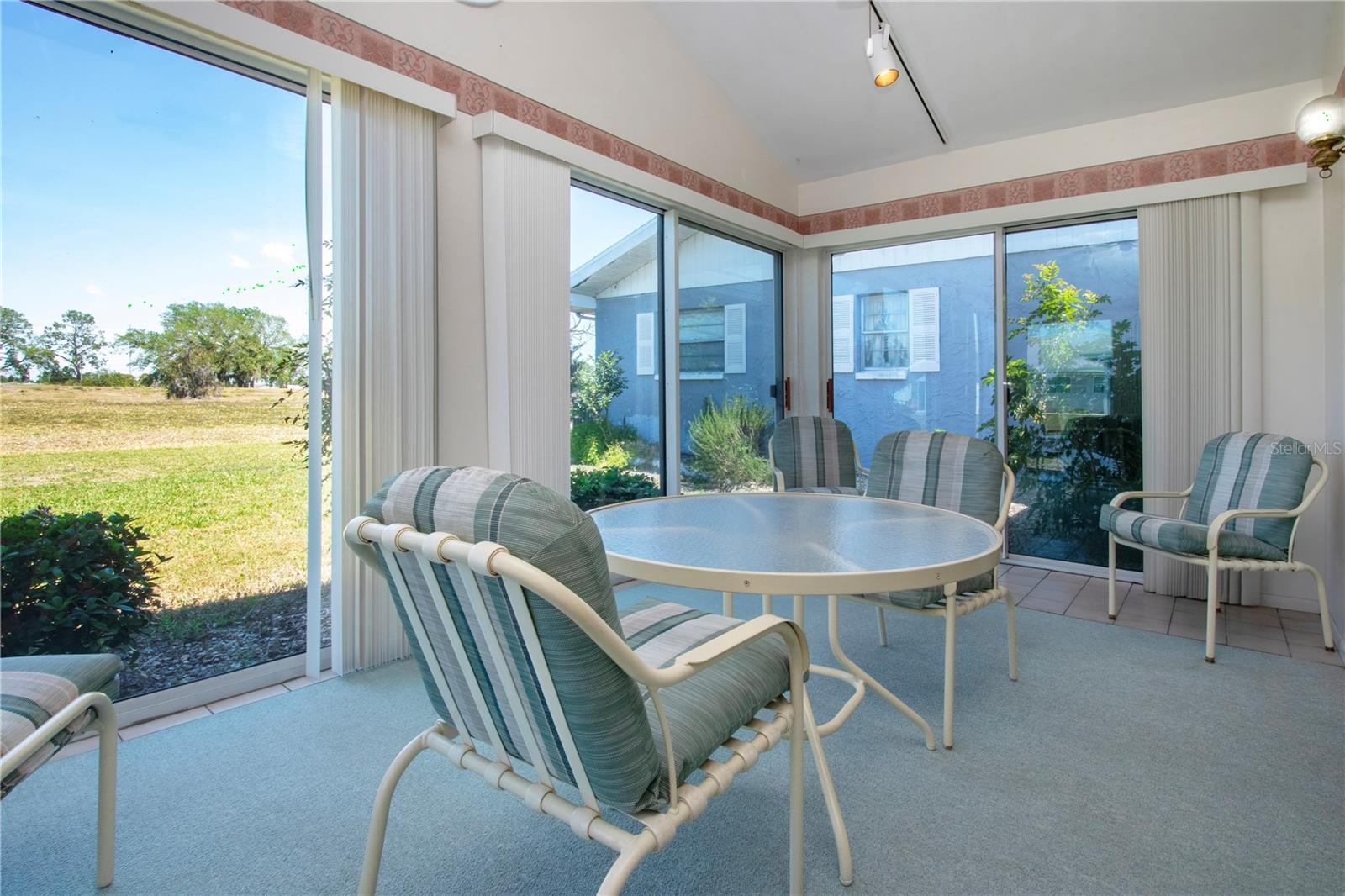 Image 16 of 41 For 322 Club Manor Drive
