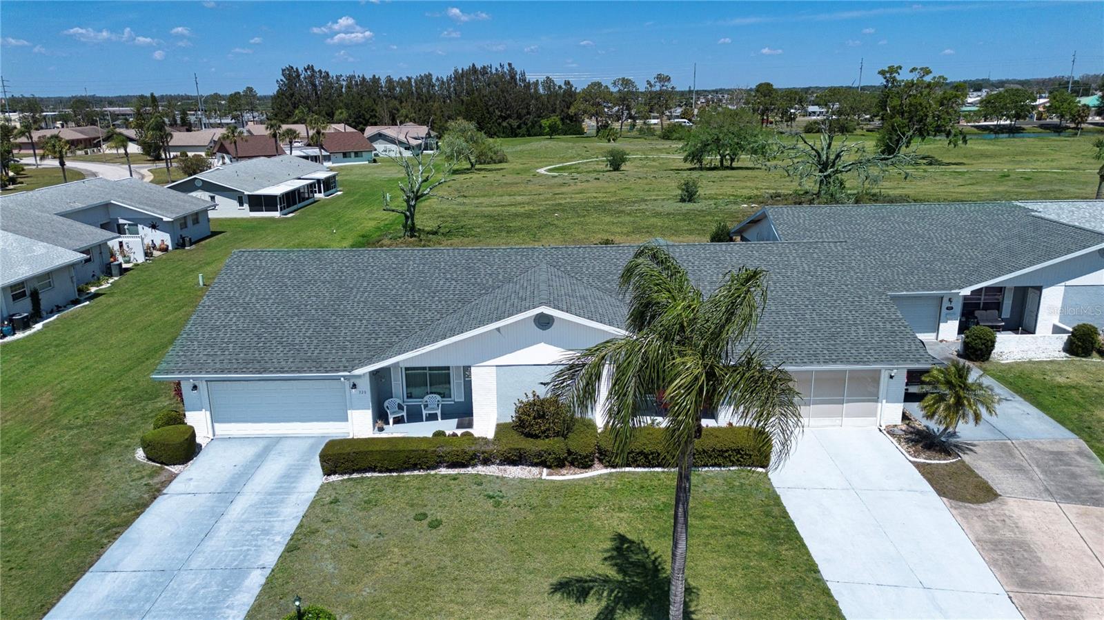 Image 2 of 41 For 322 Club Manor Drive