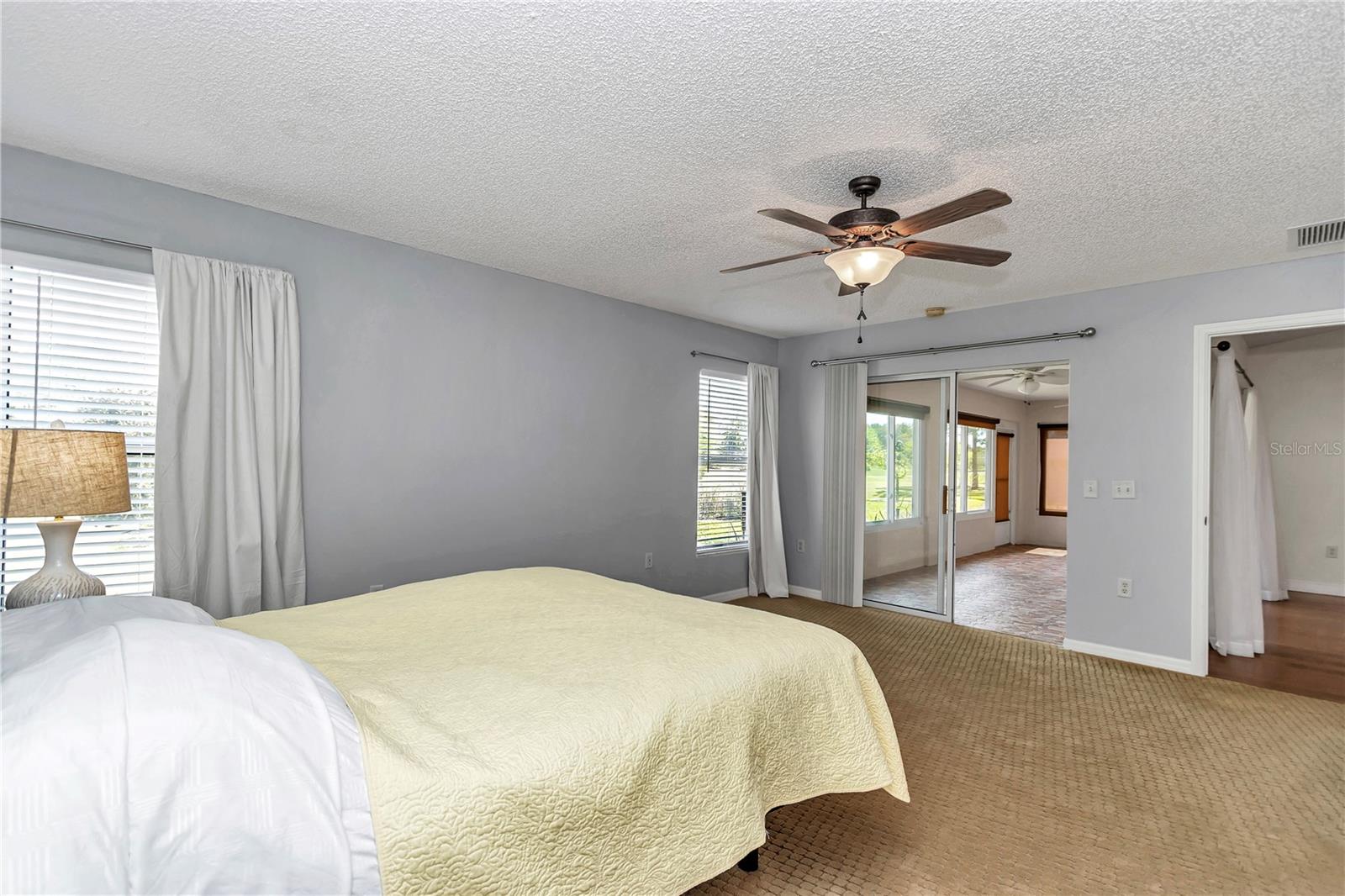 Image 13 of 24 For 15213 14th Avenue Road