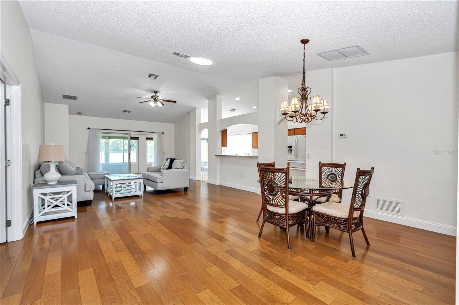 Image 4 of 24 For 15213 14th Avenue Road