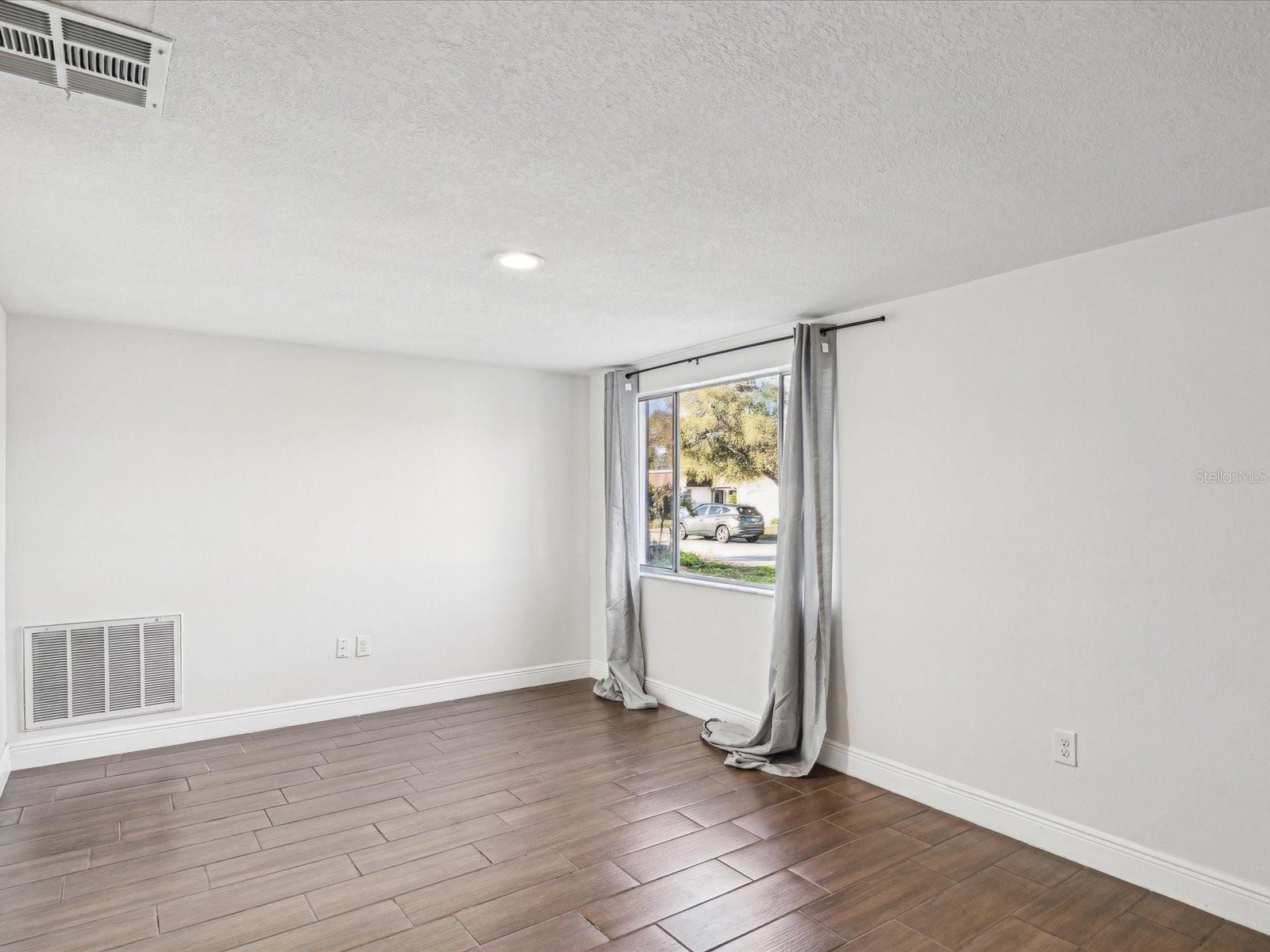 Image 8 of 29 For 3646 Springfield Drive