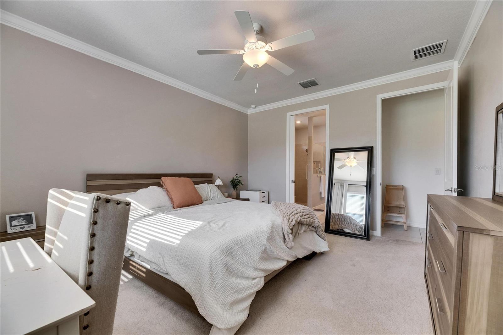 Image 21 of 78 For 9748 Ibis Grove Boulevard