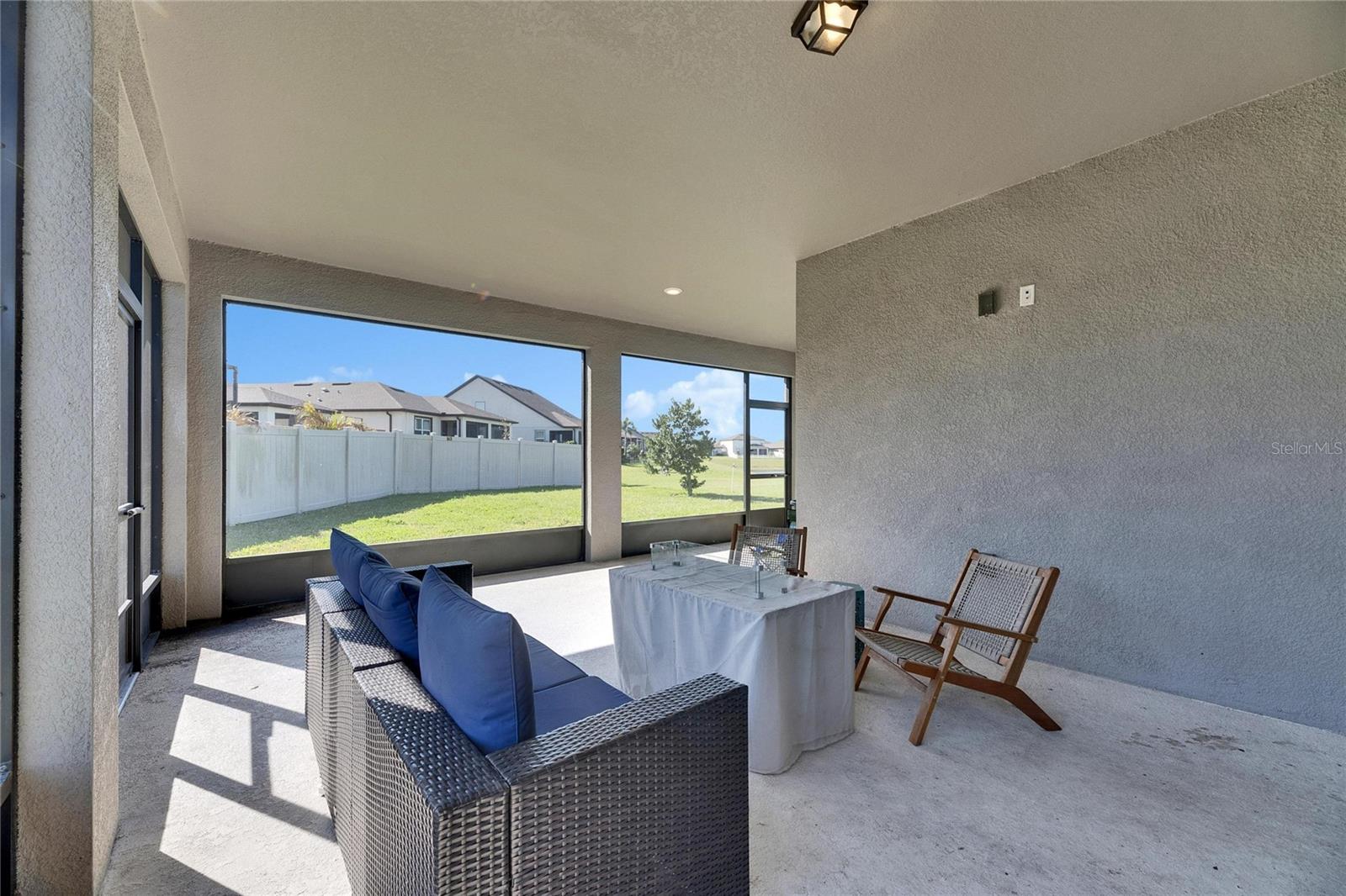 Image 36 of 78 For 9748 Ibis Grove Boulevard