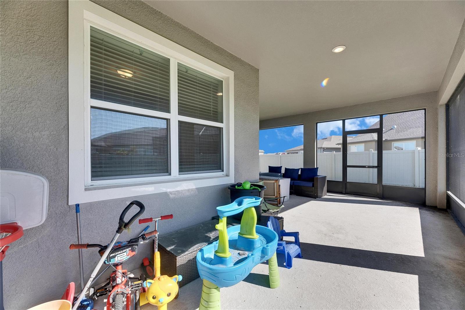 Image 37 of 78 For 9748 Ibis Grove Boulevard
