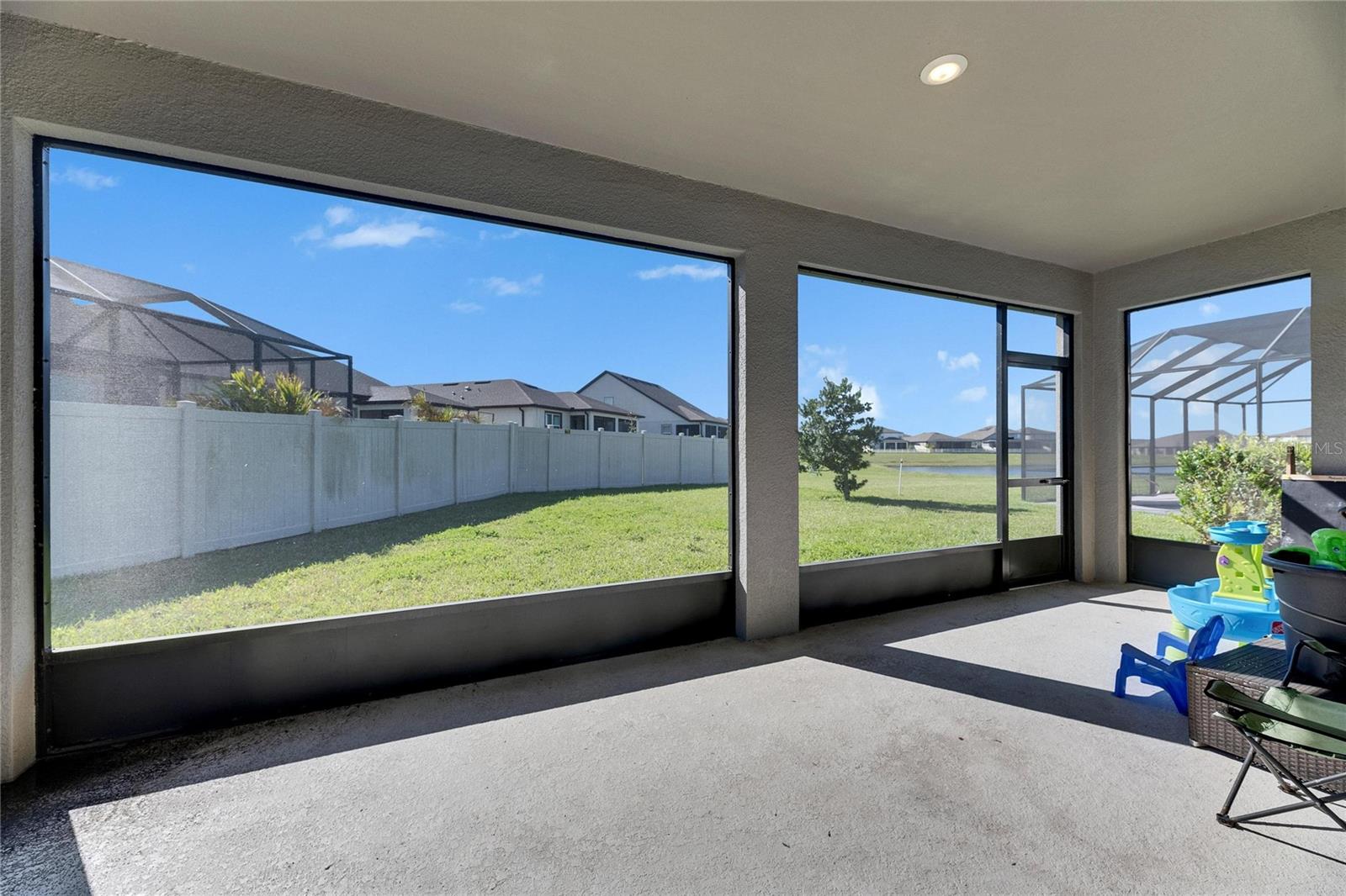 Image 5 of 78 For 9748 Ibis Grove Boulevard