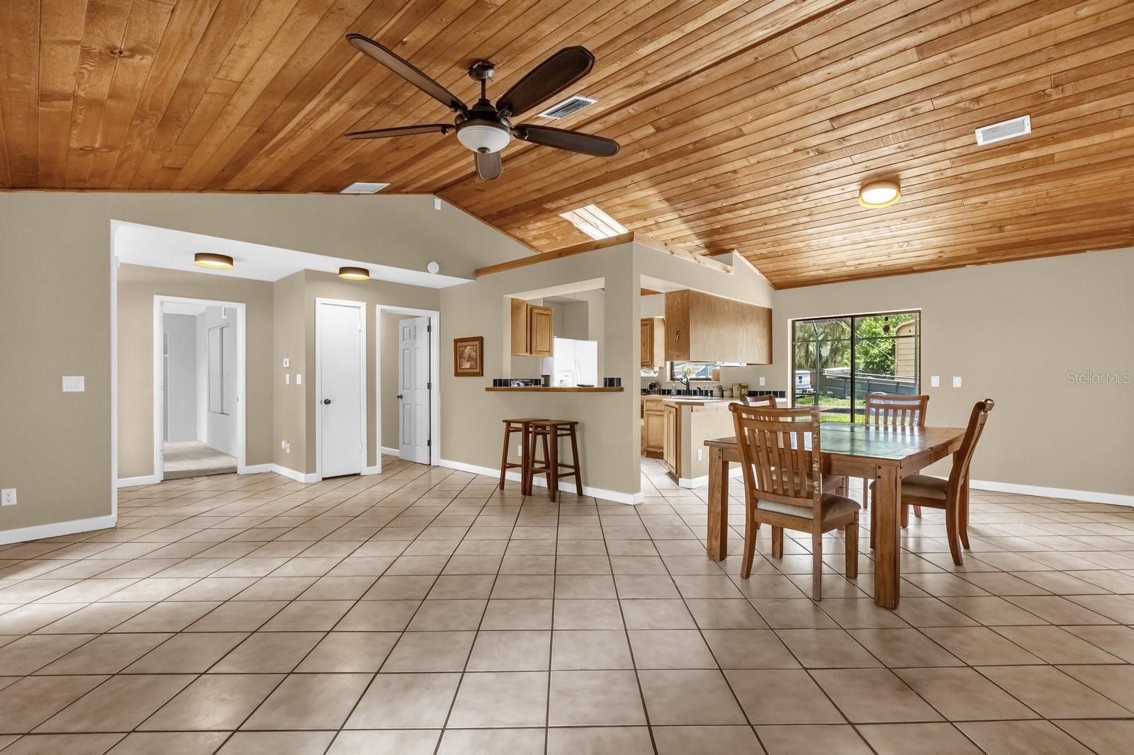 Image 8 of 28 For 31632 Spruce Drive