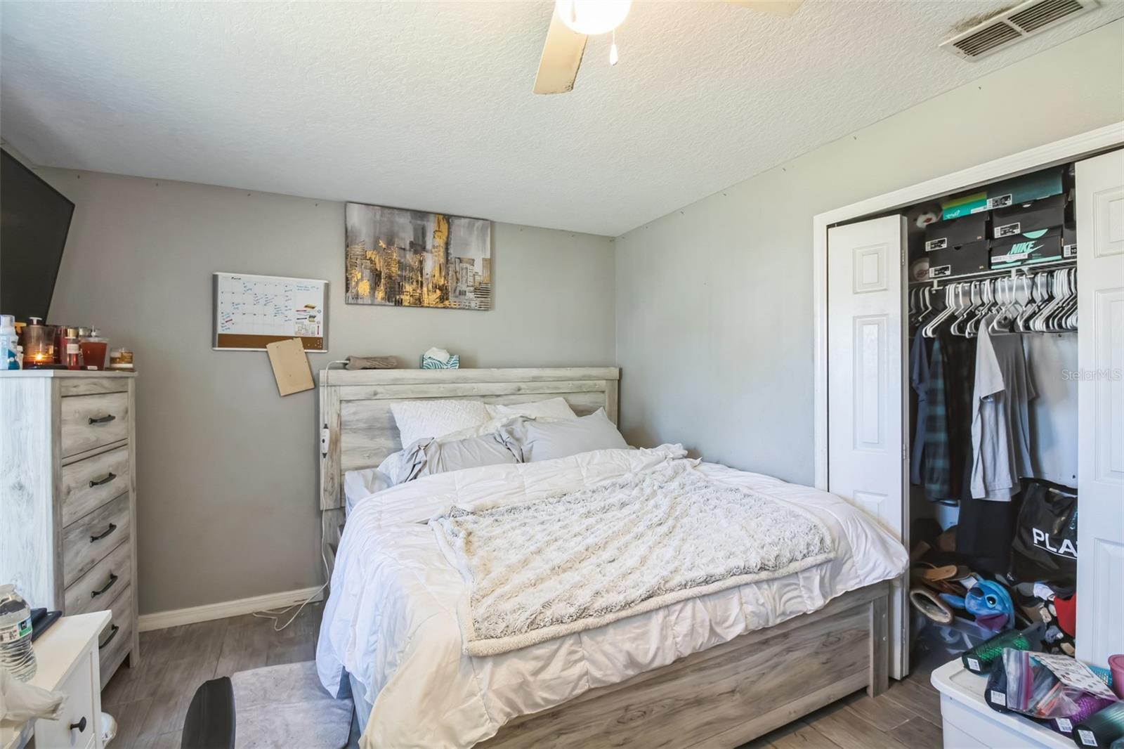 Image 16 of 28 For 10352 Lansfield Street