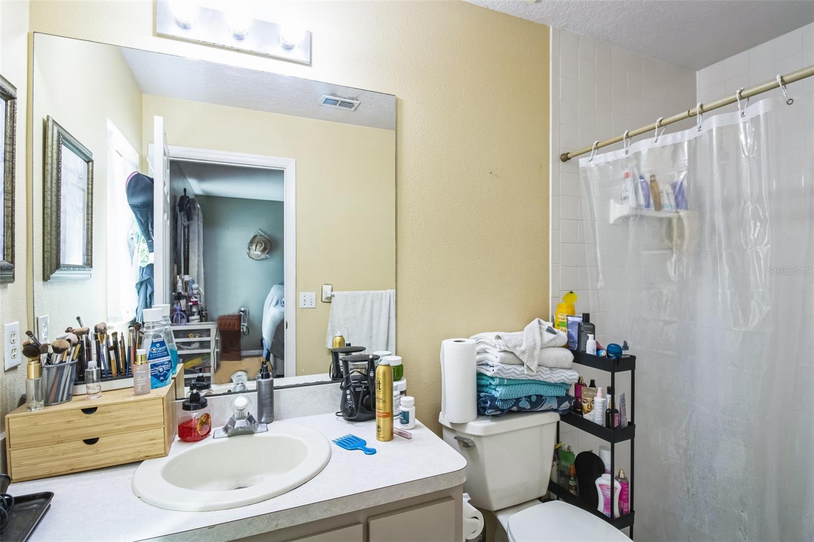 Image 24 of 28 For 10352 Lansfield Street