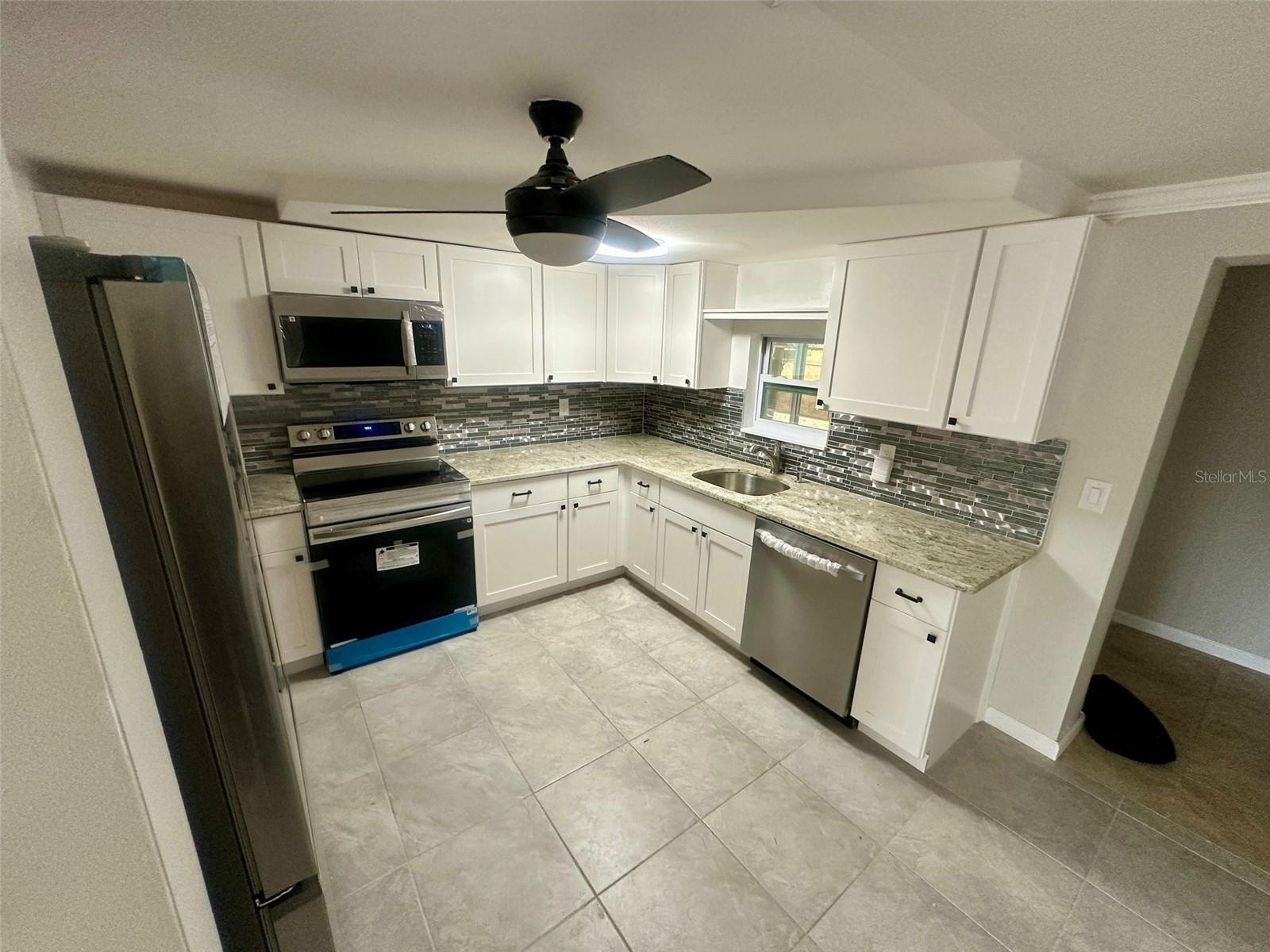 Image 13 of 14 For 4033 Newcastle Drive