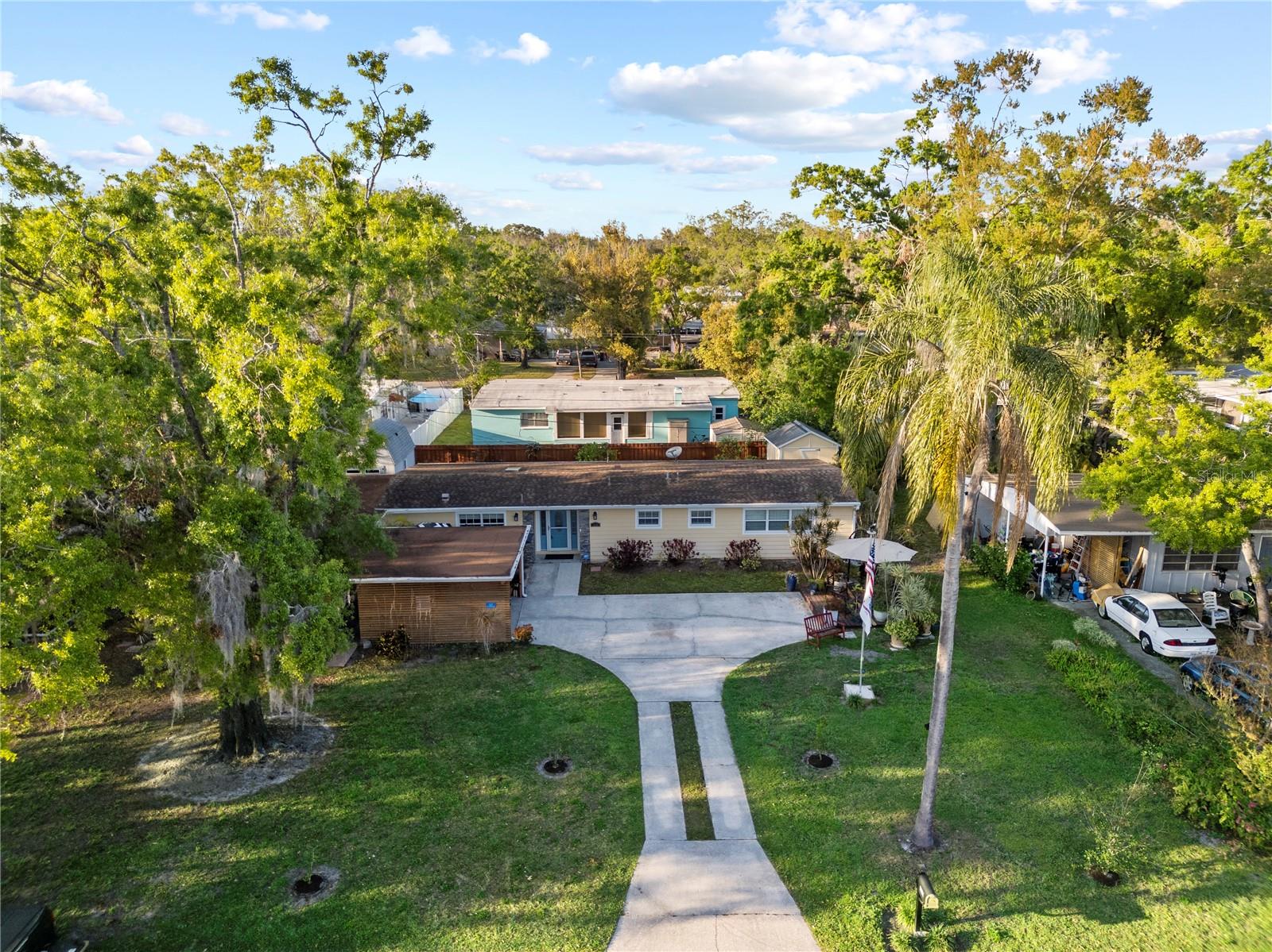 Listing photo id 36 for 510 Broxburn Avenue
