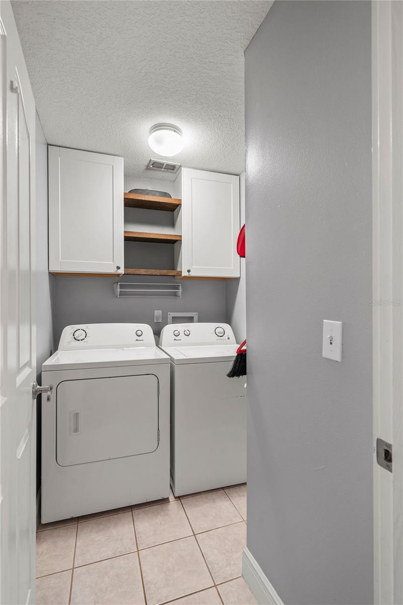 Image 25 of 32 For 638 Coral Way