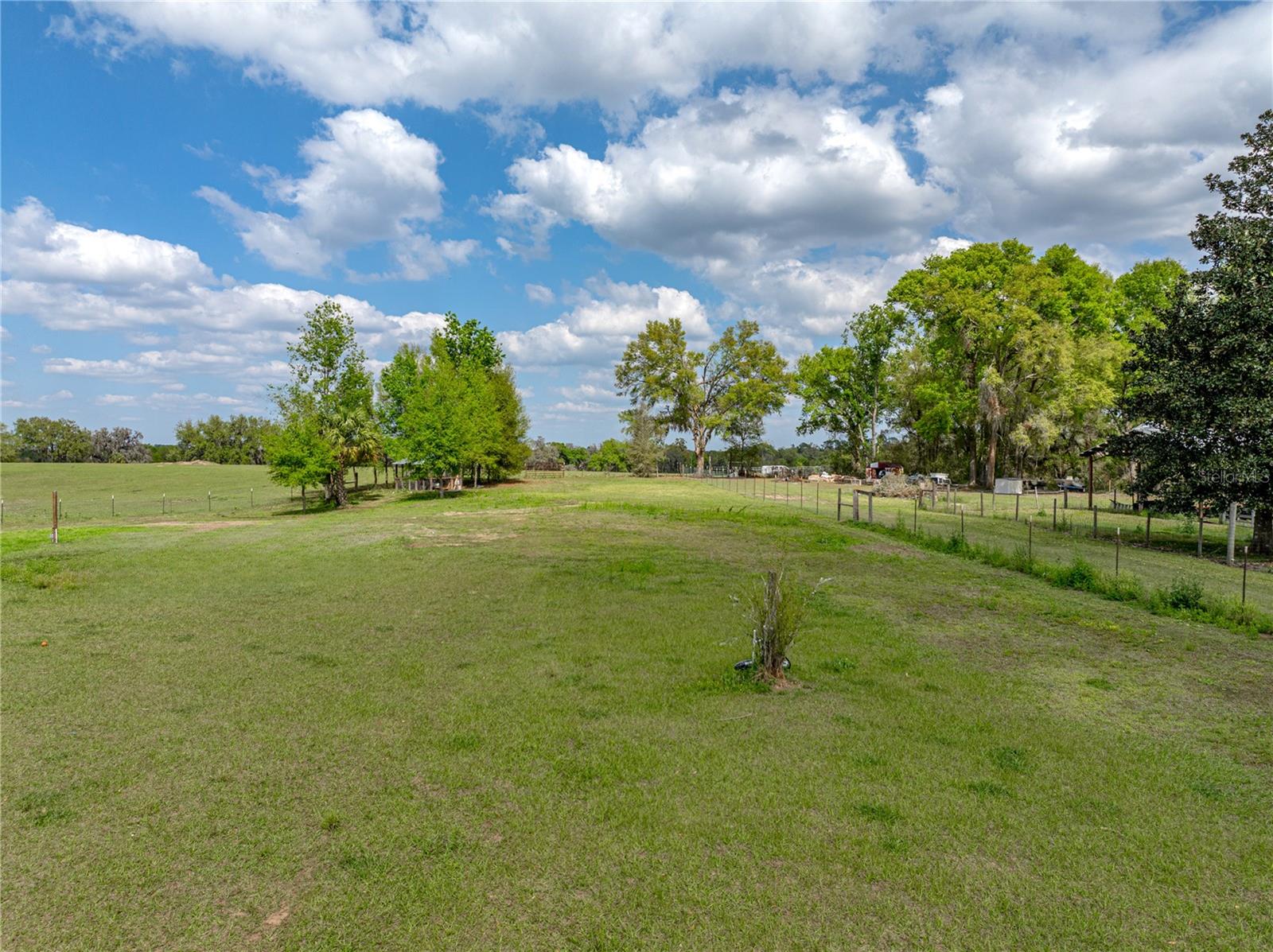 Image 47 of 52 For 39745 River Road