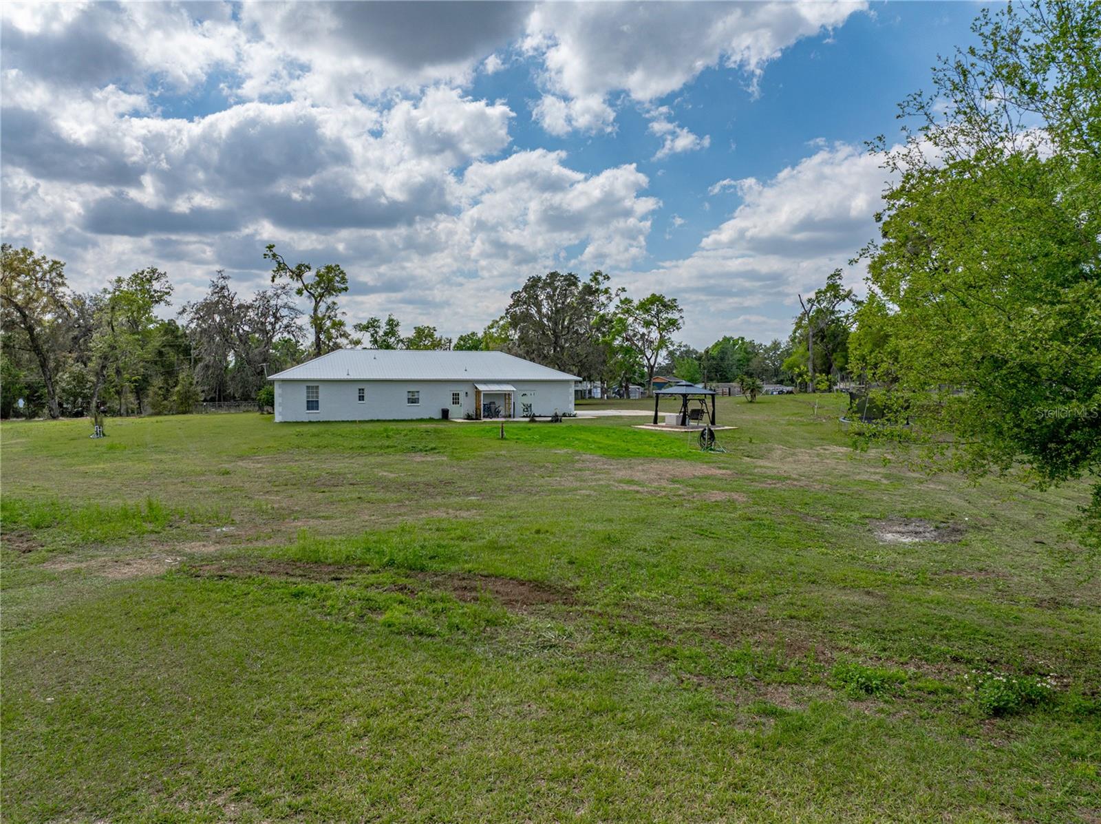 Image 49 of 52 For 39745 River Road