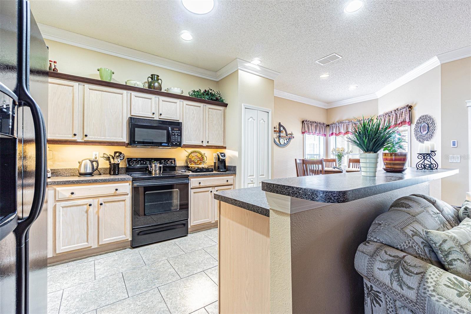Listing photo id 9 for 2514 Sandy Hill Court