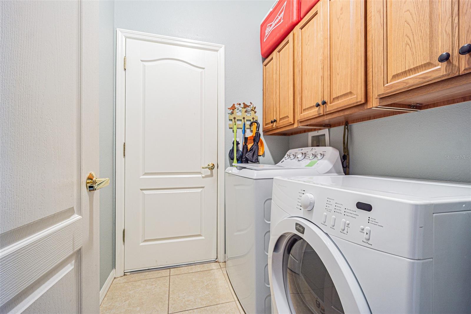 Listing photo id 11 for 2514 Sandy Hill Court