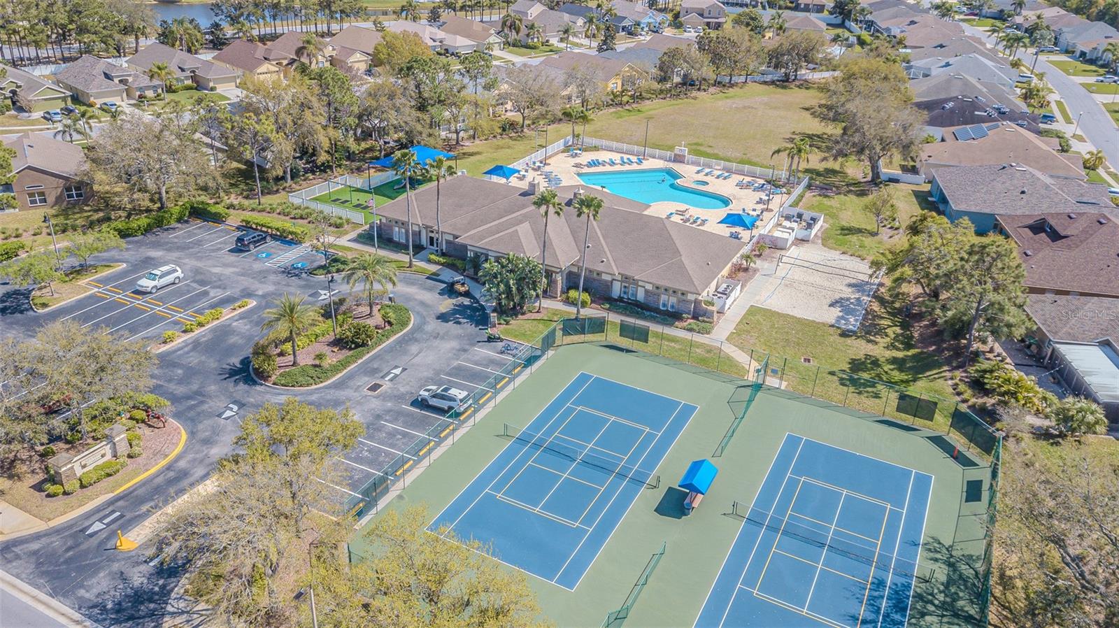Listing photo id 23 for 2514 Sandy Hill Court